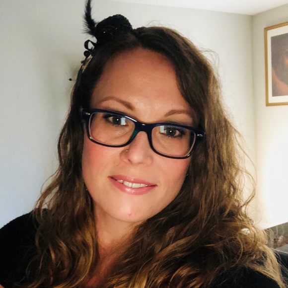 Meet your Posher, Kristy - Picture 1 of 1